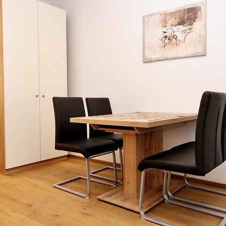 Central Studio Work And Travel Wien Eksteriør billede