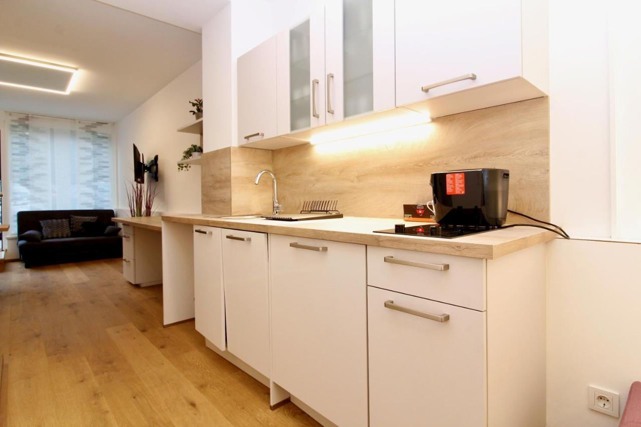 Central Studio Work And Travel Wien Eksteriør billede