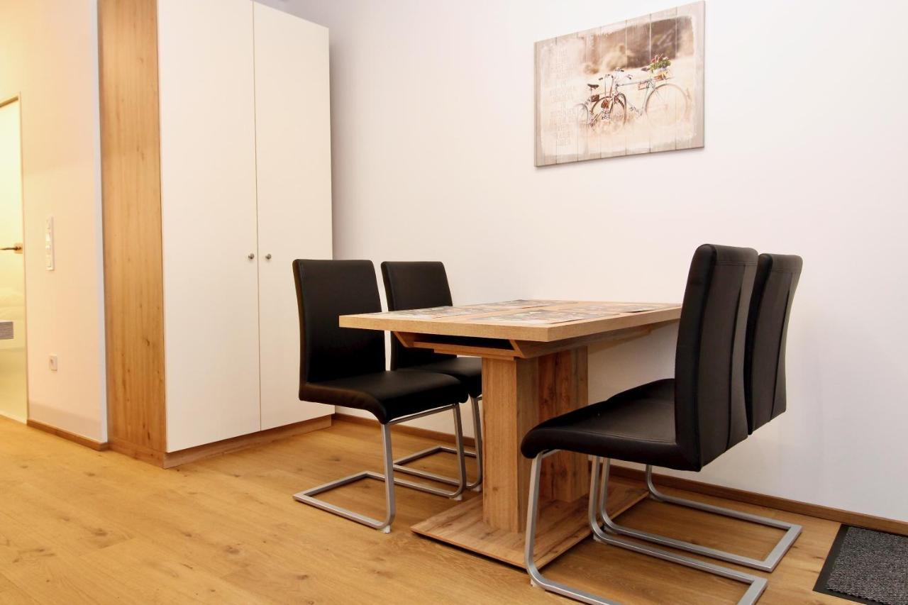 Central Studio Work And Travel Wien Eksteriør billede